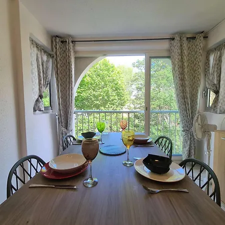 Cap D'agde, 2 Pieces, 4 Personnes - Fr-1-249-406 * Agde